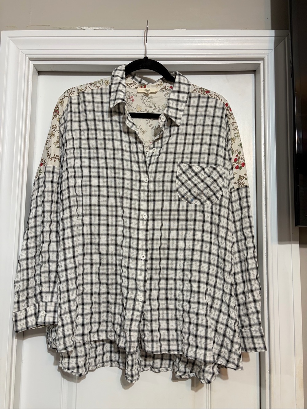 easel Black and White Plaid Button-Down Shirt with Floral Shoulder Panels